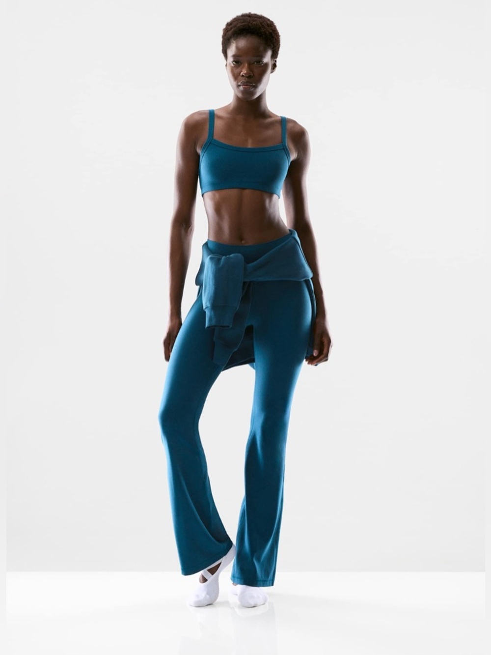 Aritzia Golden BUTTER Cheeky Hi-Rise Flare Legging